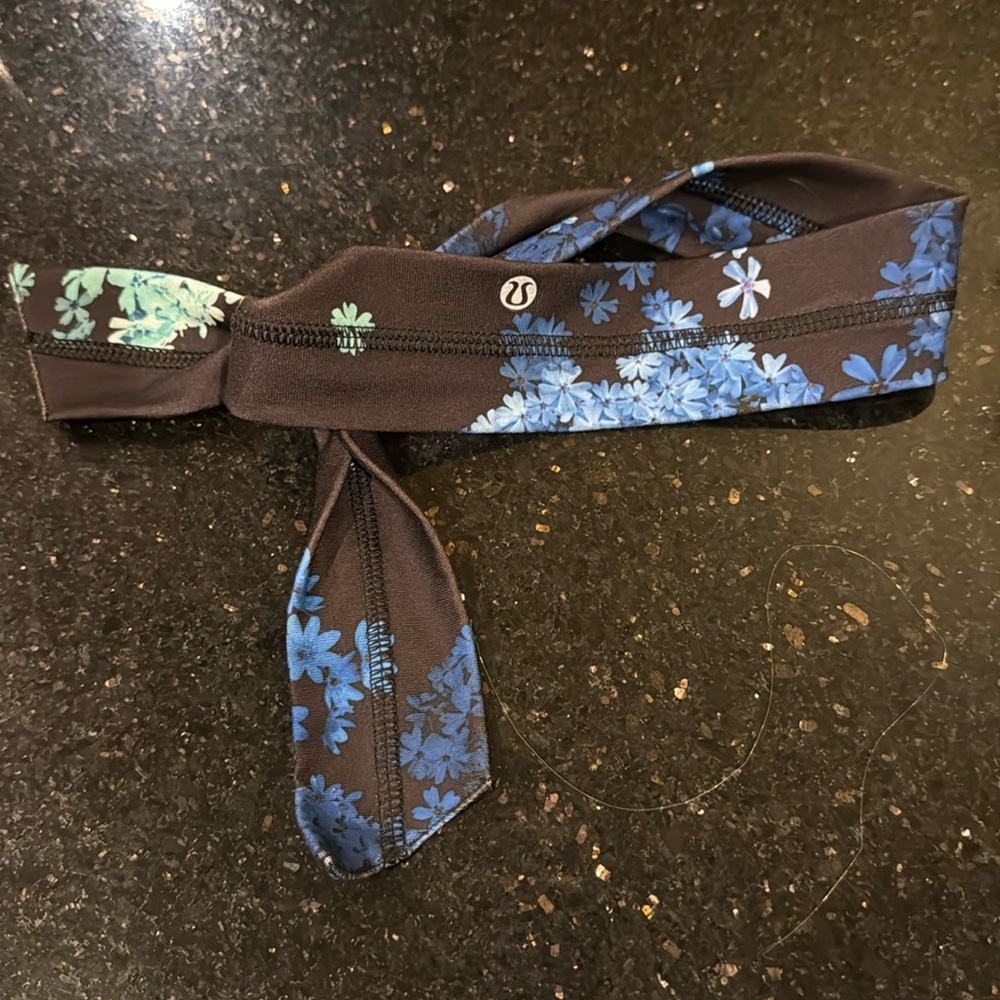 LuluLemon tie floral head band